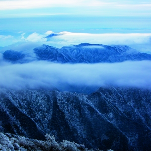 雪峰山——一山划开了神秘与喧嚣 摄影/曾文贵、王彤